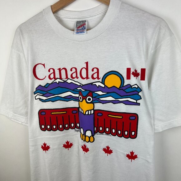 Vintage 1993 Canada Graphic T-Shirt Made in USA - Picture 2 of 7